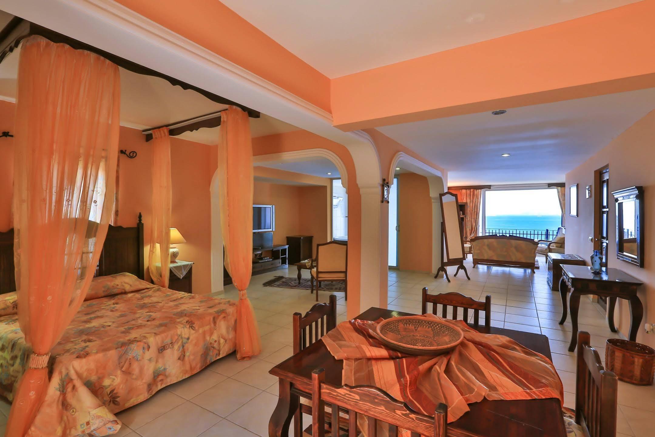 Tamara 4* Kaş
